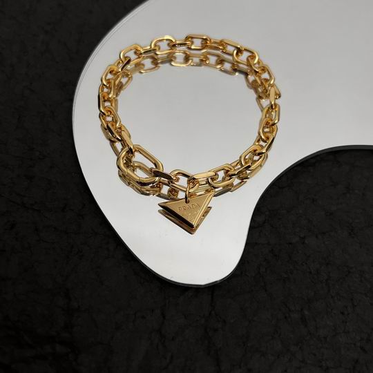 Prada bracelet 05lyh20